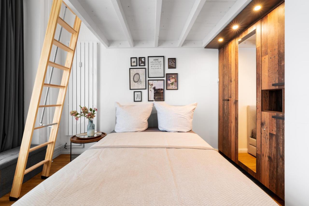 The Koburger Vh, Studio For Up To 4 With High Bed Berlim Exterior foto