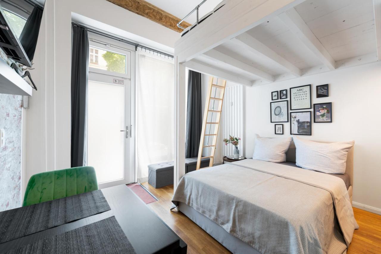The Koburger Vh, Studio For Up To 4 With High Bed Berlim Exterior foto